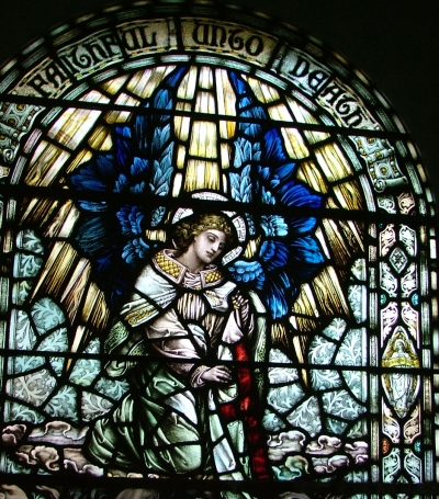 detail of the memorial window to Wm Philip Rettie in Dundee Dental Hospital & School