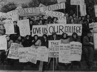 art students campaigning